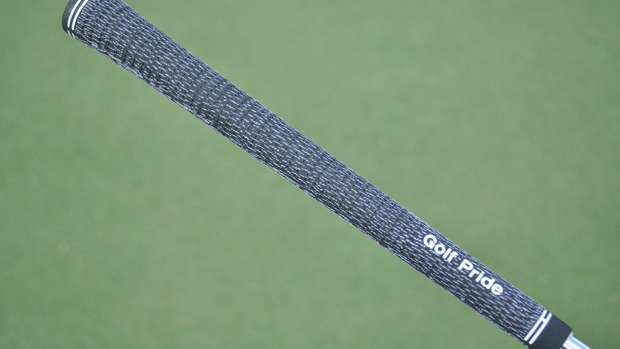 What's the best golf grip for sweaty hands? Fully Equipped