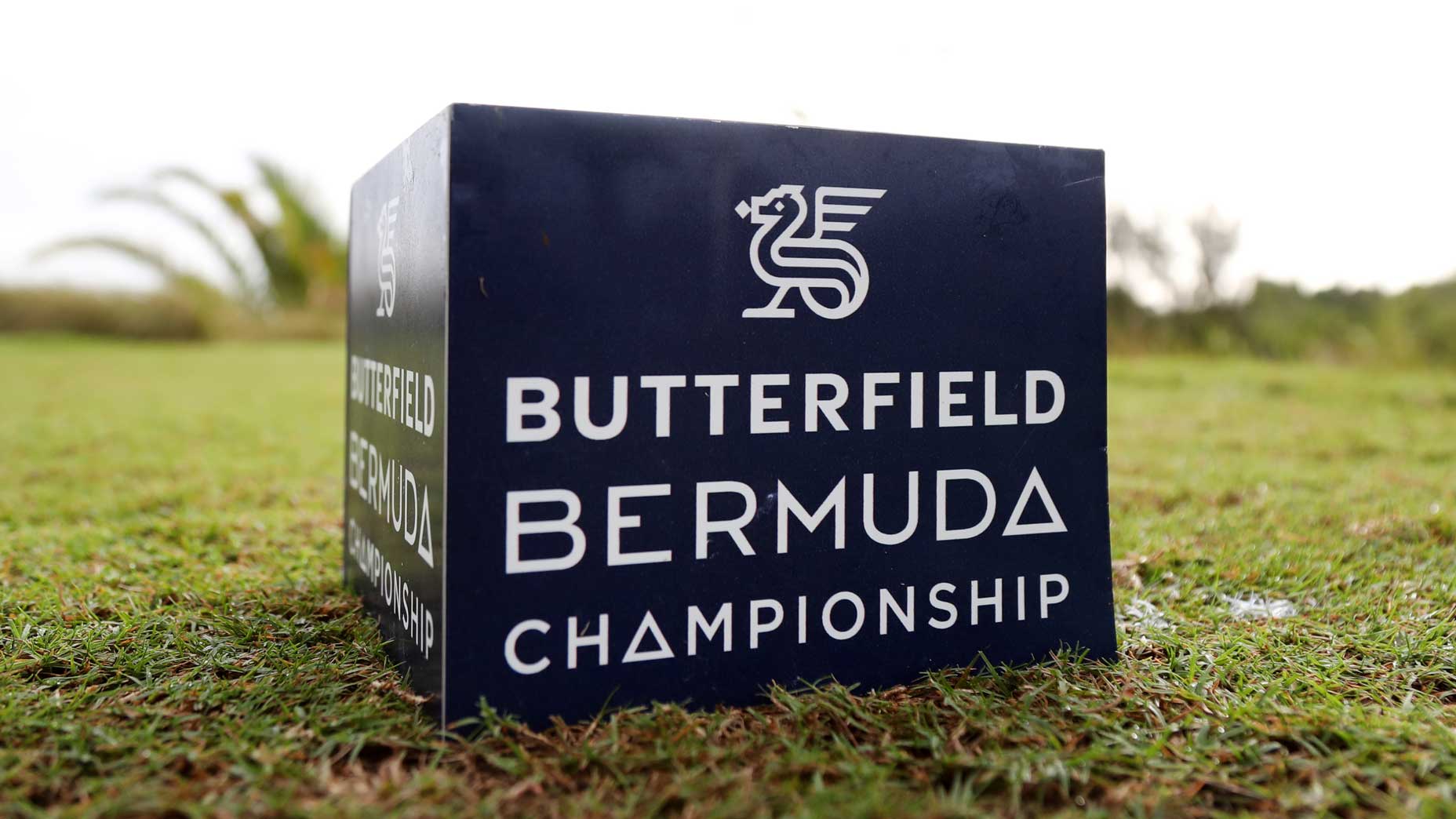 Tee marker on tee at 2022 Butterfield Bermuda Championship