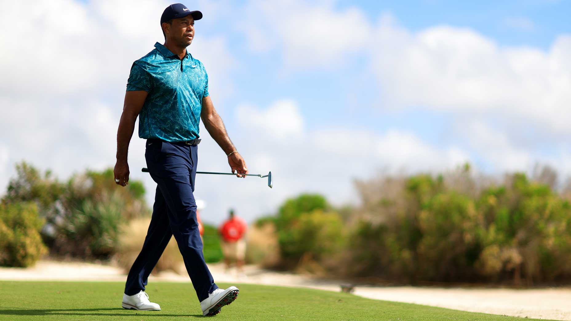 Tiger Woods wearing FootJoys in the second round of the Hero World Challenge.