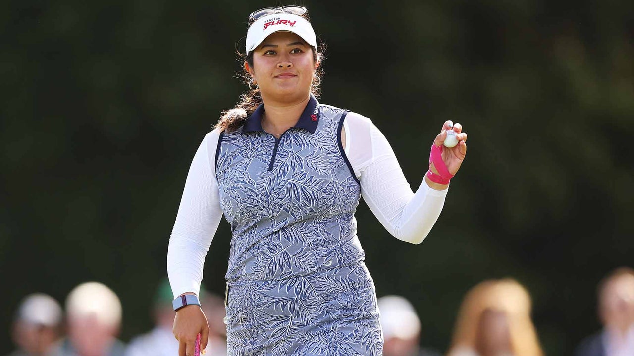 Lilia Vu nearly quit golf. Now, she's the best player in the world