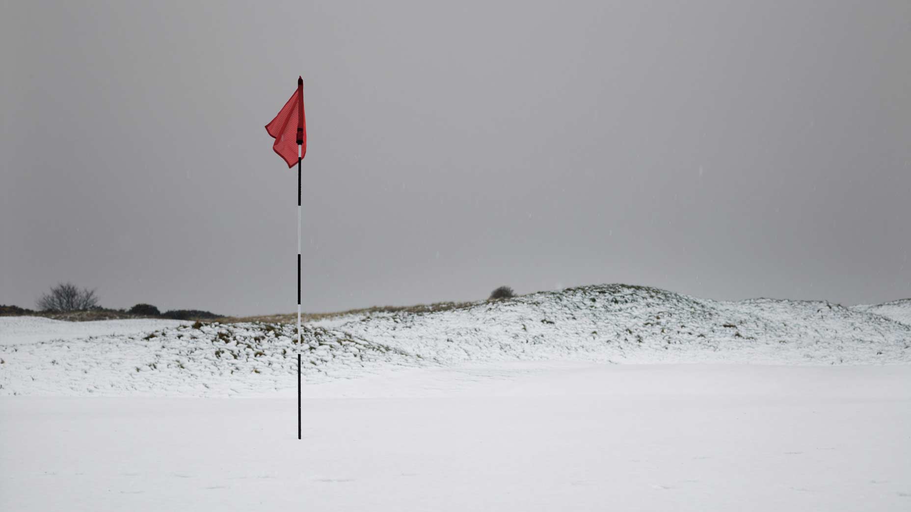 How to make the most of golf in cold, wintery conditions How to make the most of golf in cold, wintery conditions