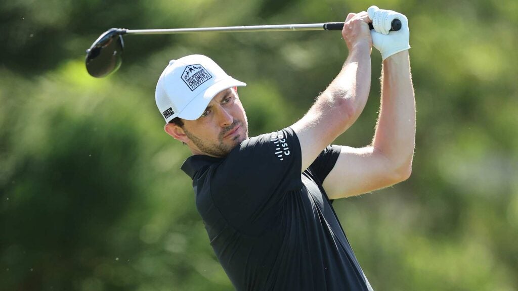 Patrick Cantlay hits drive during 2024 Sentry PGA Tour event