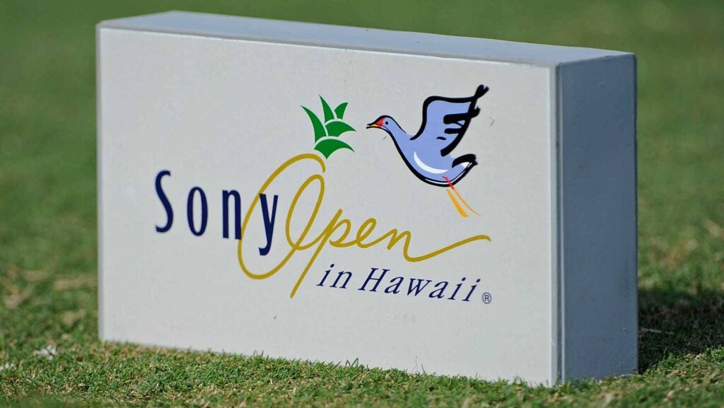 Tee marker on tee at 2011 Sony Open in Hawaii
