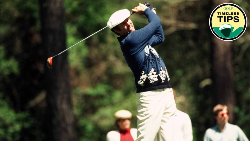 tom weiskopf swings with a driver during the 1982 Masters