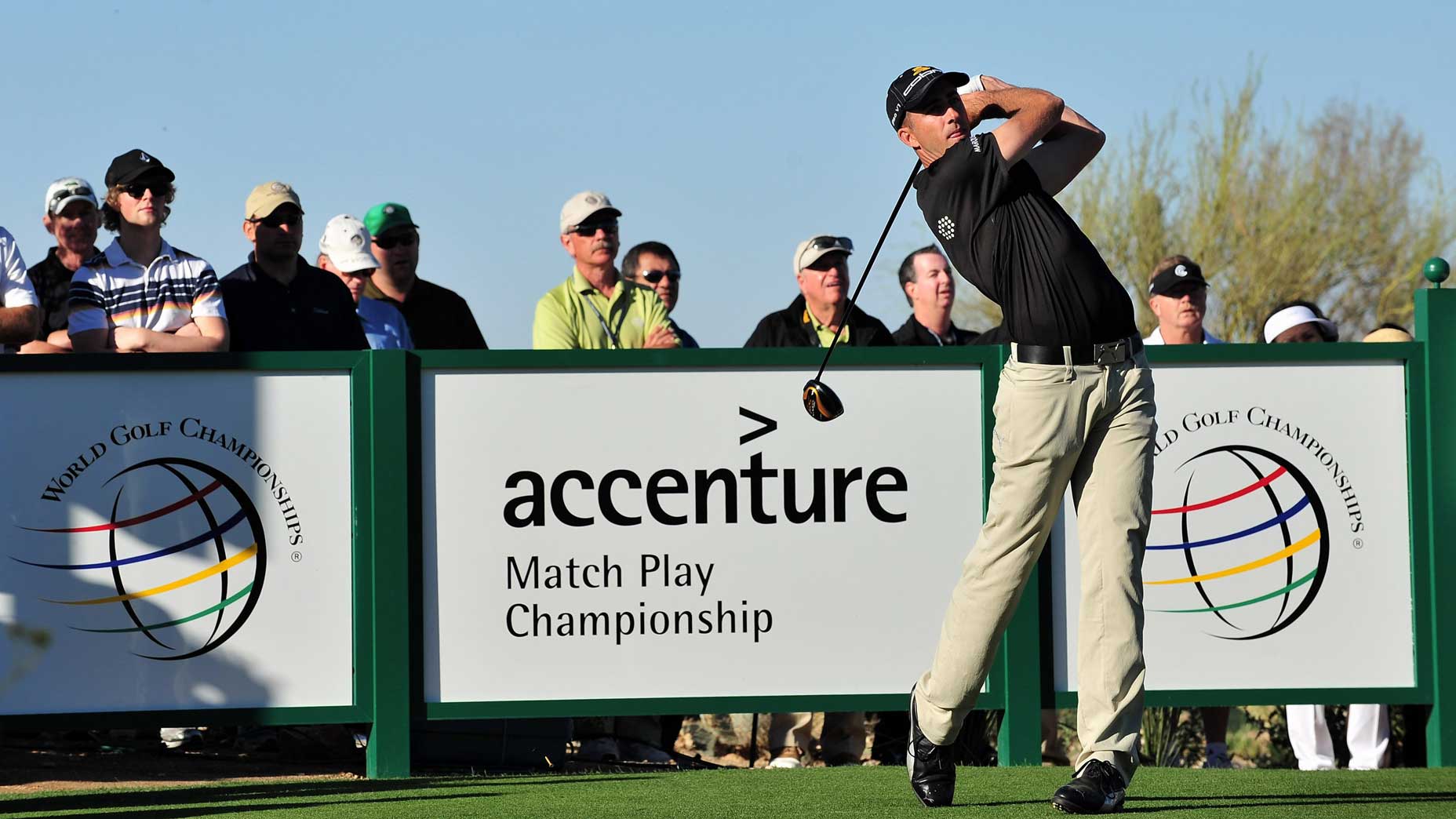 Geoff Ogilvy hits a shot during the 2009 WGC-Match Play.