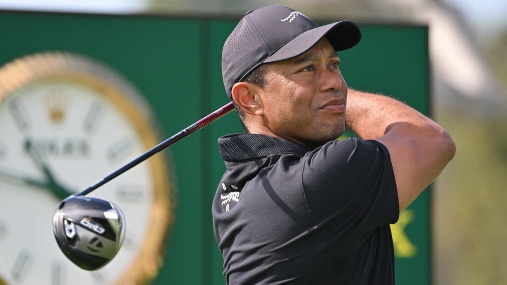 Tiger Woods hits drive at Riviera in practice for 2024 Genesis Invitational