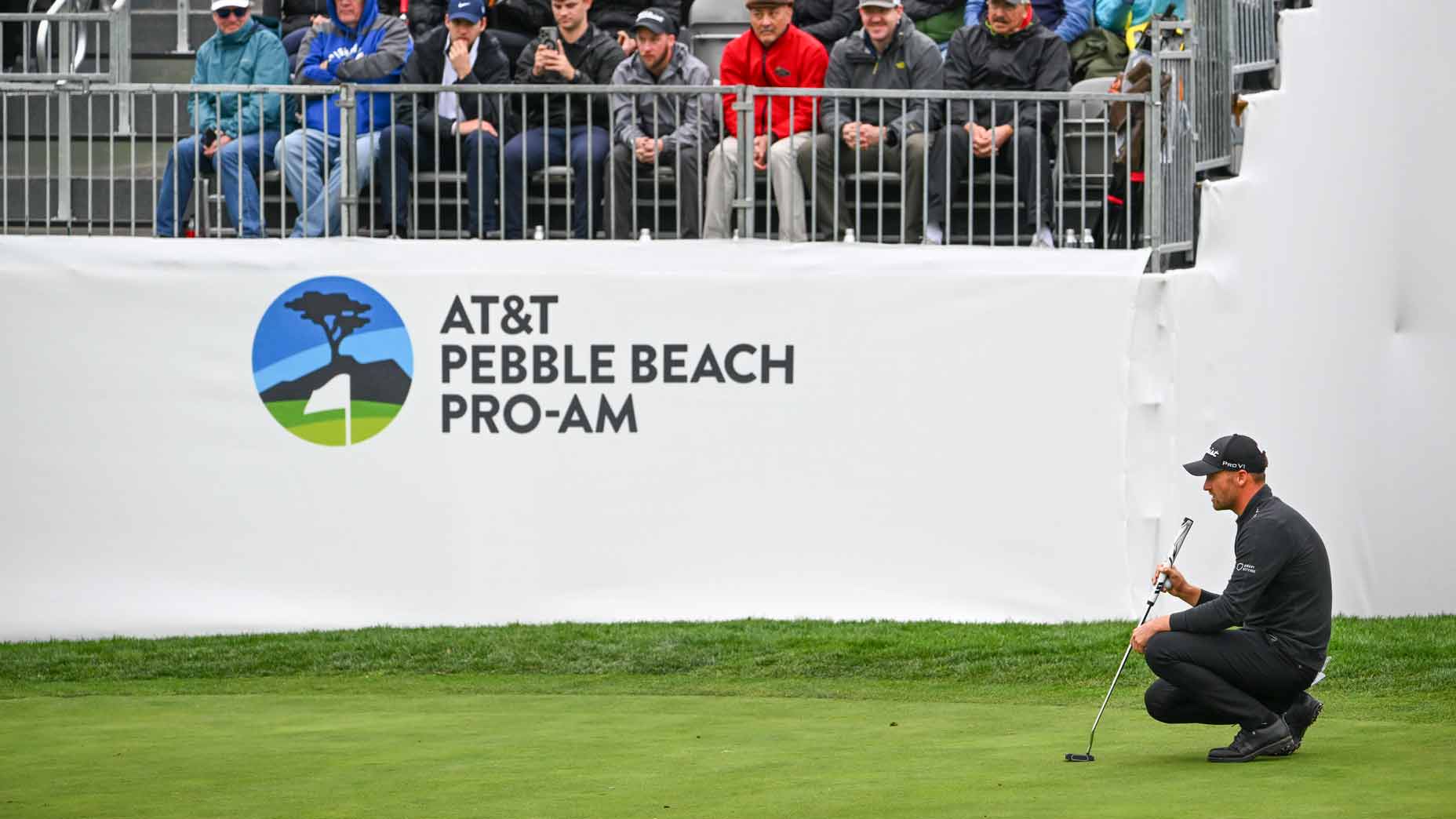 Wyndham Clark takes oneshot lead into final round at Pebble Beach Pro