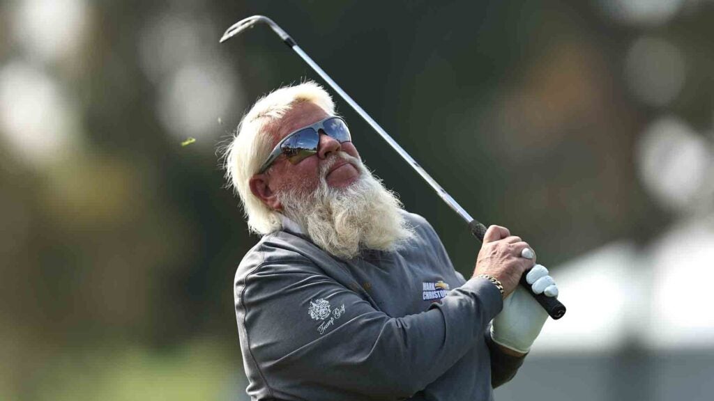 Wait, John Daly hit shots while holding a soda? Then hit an opening skull?