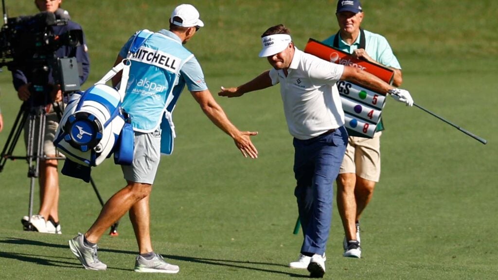 WATCH: Keith Mitchell dunks eagle from 151 yards to take Valspar lead