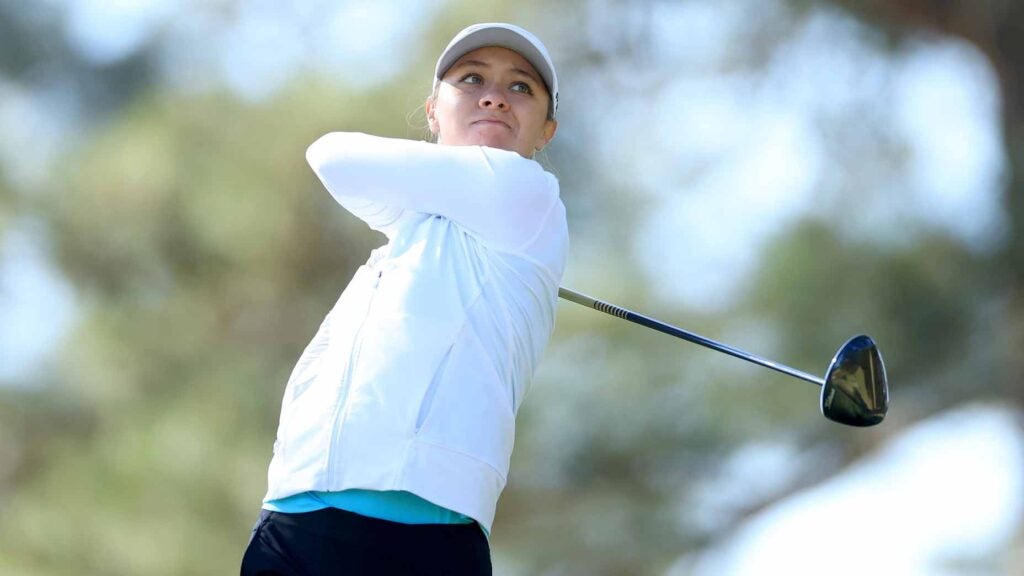 anna davis hits tee shot during the 2023 augusta national women's amateur