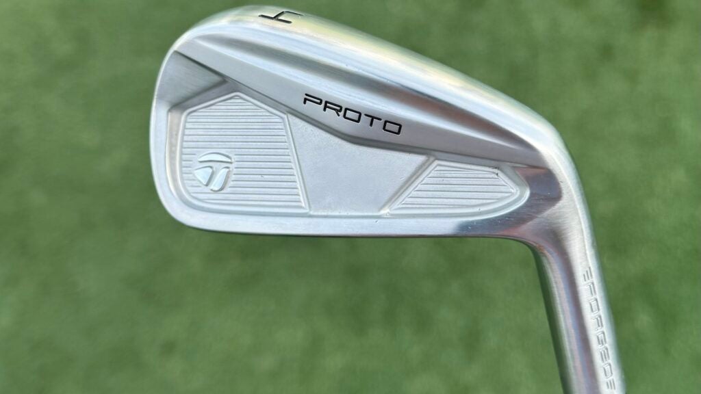 collin morikawa taylormade proto 4-iron