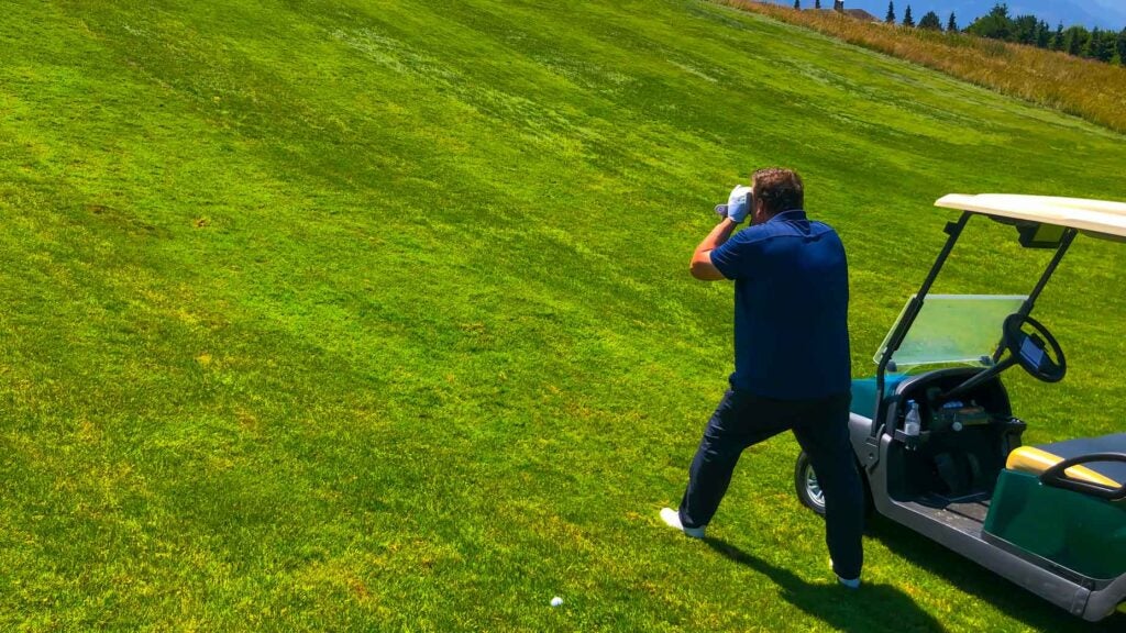 These 2 decisions are key when facing a sidehill lie, says top instructor