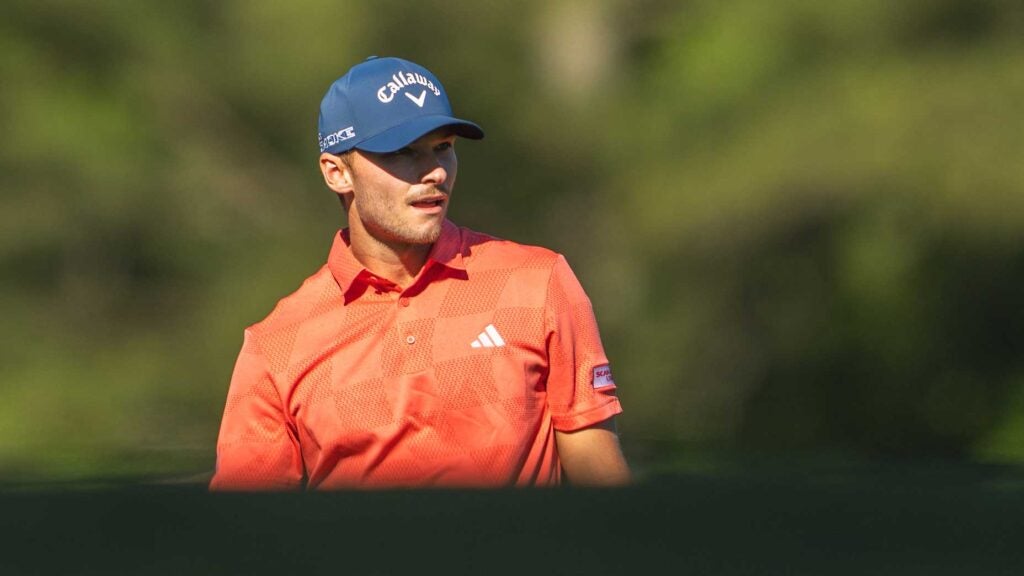 This Masters rookie seized the lead alone. What happened next hurt to watch