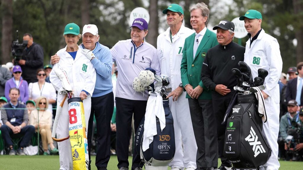 Jack Nicklaus, Tom Watson and Gary Player kicked off the Masters on Thursday.