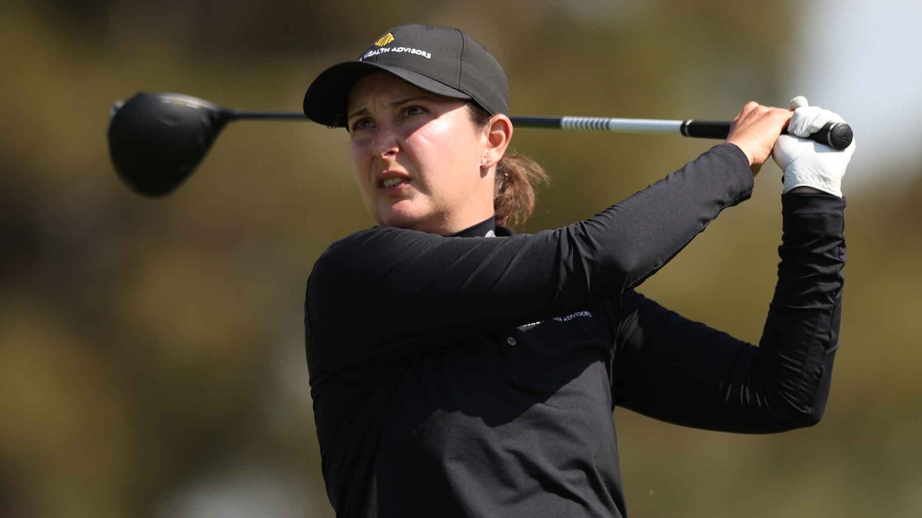 Lindy Duncan of the United States plays her shot from the fifth tee during the second round of the JM Eagle LA Championship presented by Plastpro at Wilshire Country Club on April 26, 2024 in Los Angeles, California
