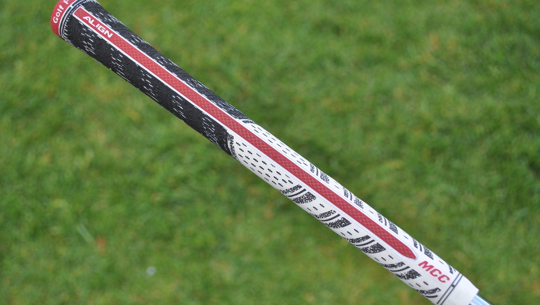 xander schauffele golf pride grip