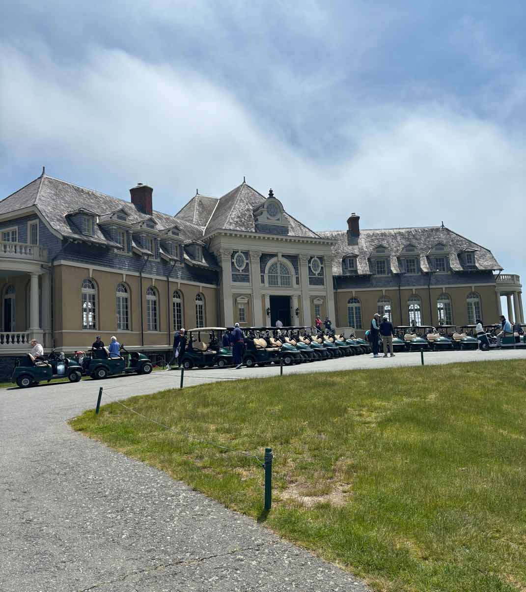 newport cc clubhouse