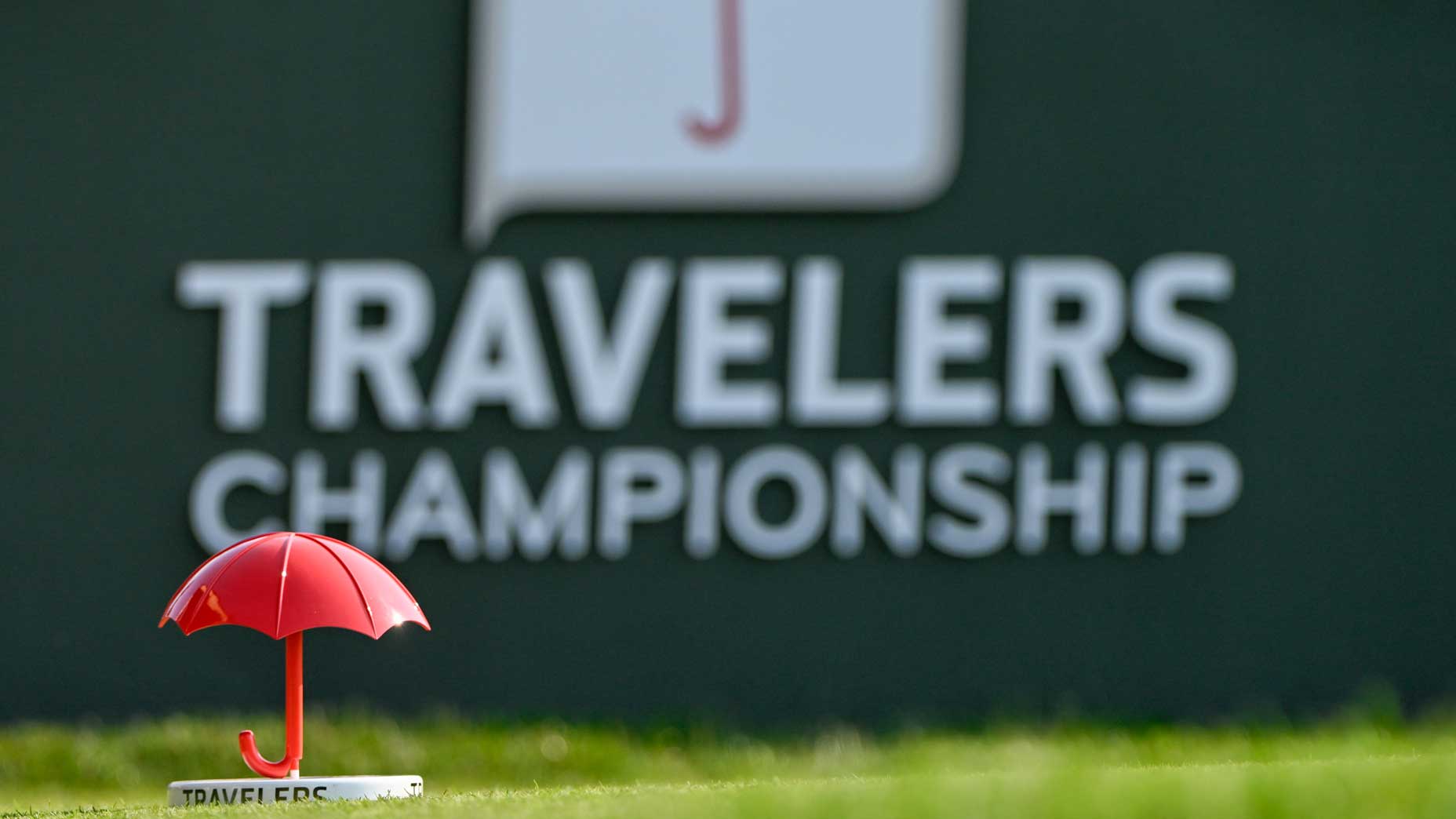 2024 Travelers Championship tee marker pictured on tee at TPC River Highlands