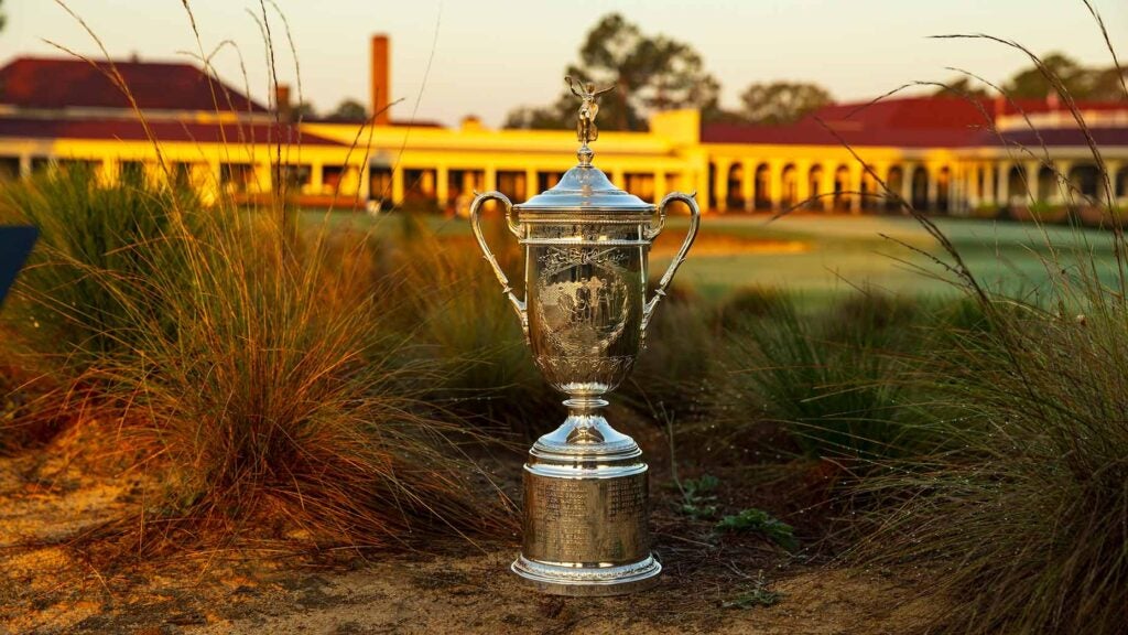 the us open golf trophy