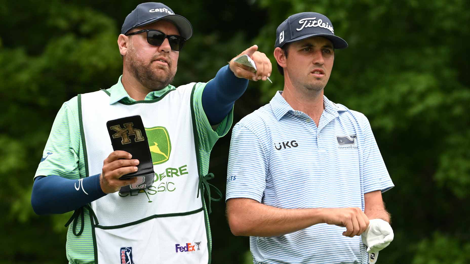 What’s it like looping for a struggling golfer? Caddie opens up