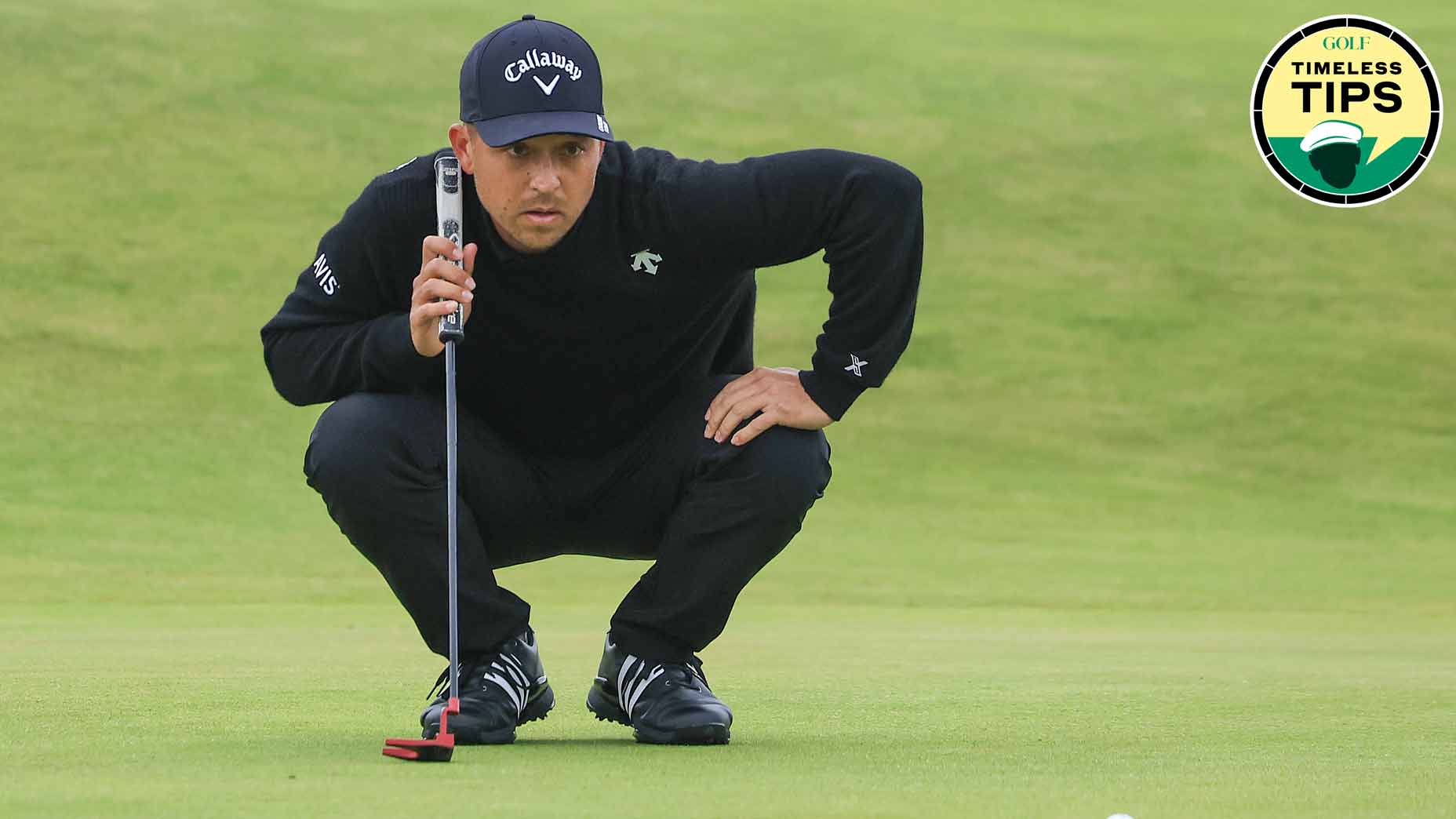 xander schauffele reads a putt during the final round of the 2024 open championship