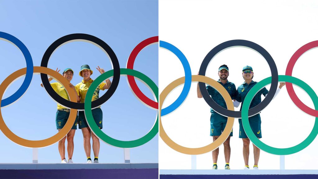 Team Australia poses with the Olympic rings at Le Golf National.