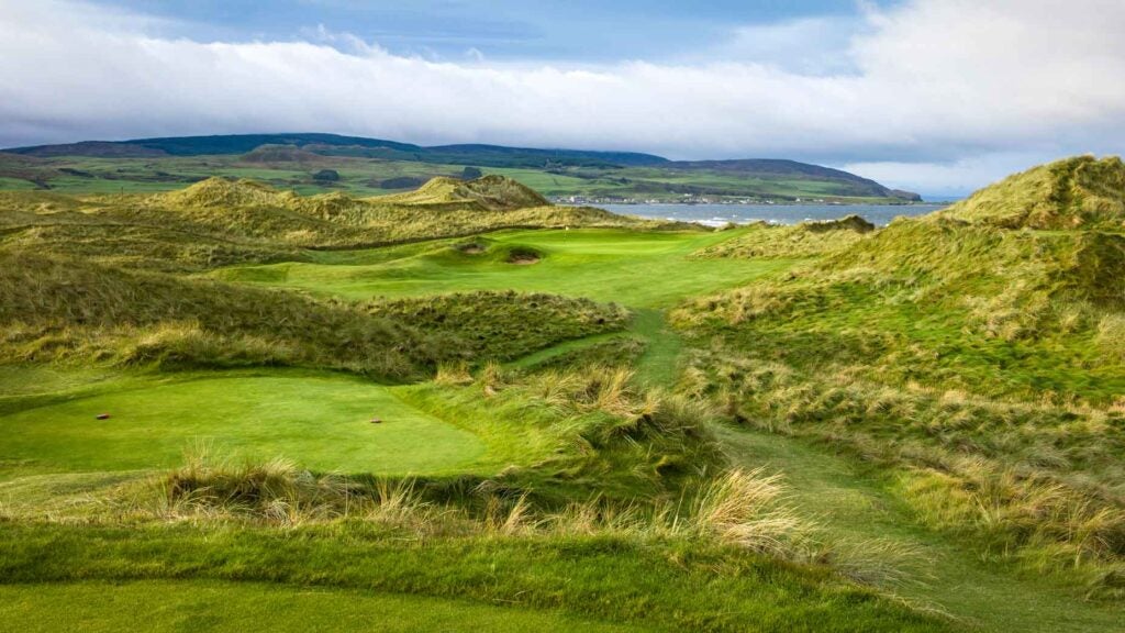 The 5th hole at Machrihanish Dunes, on the Kintyre Peninsula of Scotland.