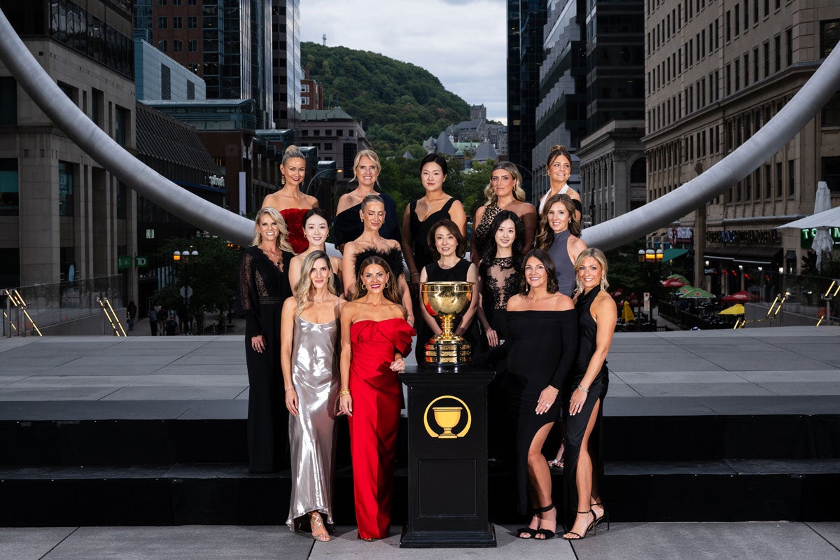 The wives and girlfriends of the International Team at the Presidents Cup gala