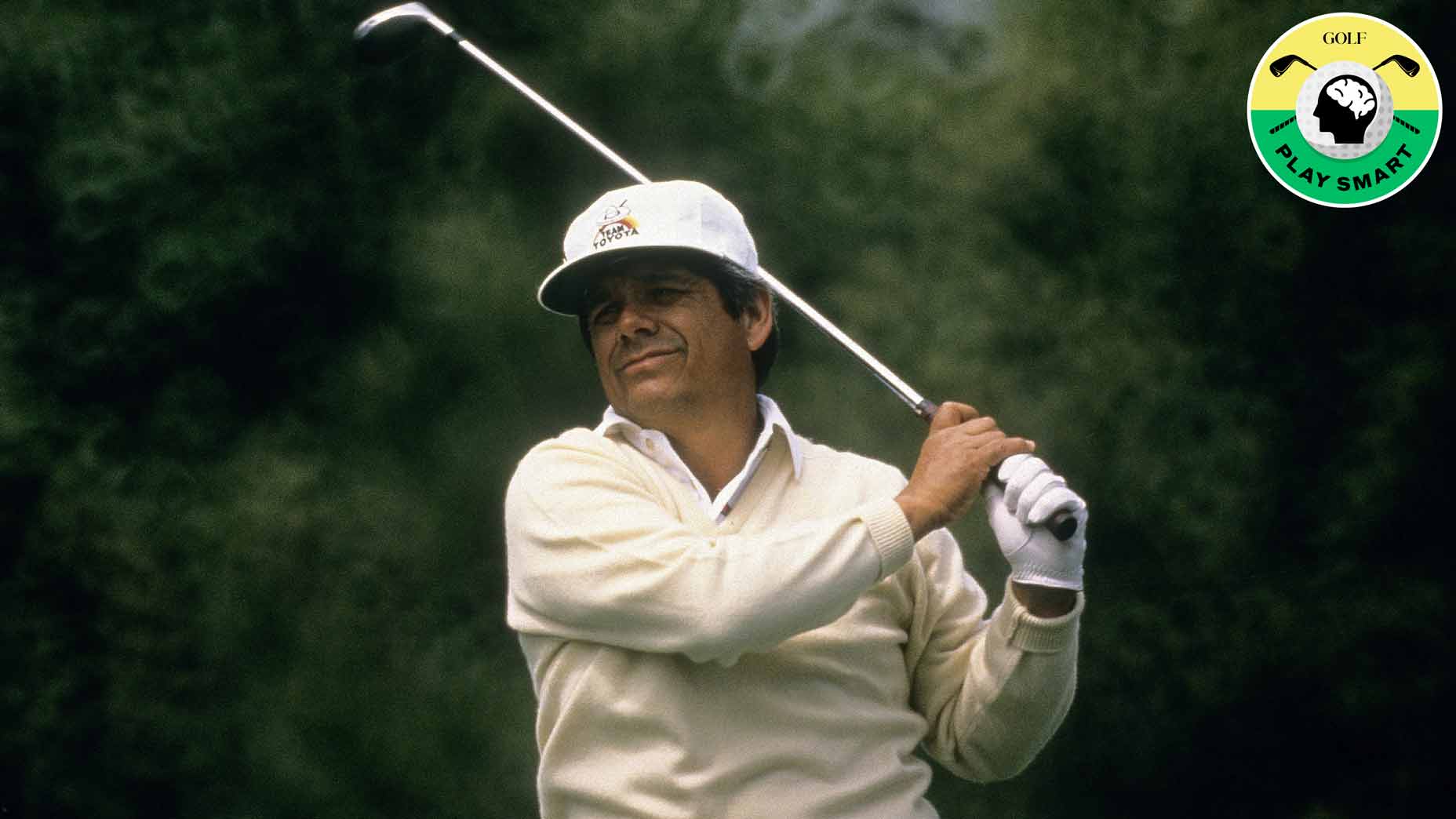 lee trevino hits shot with iron