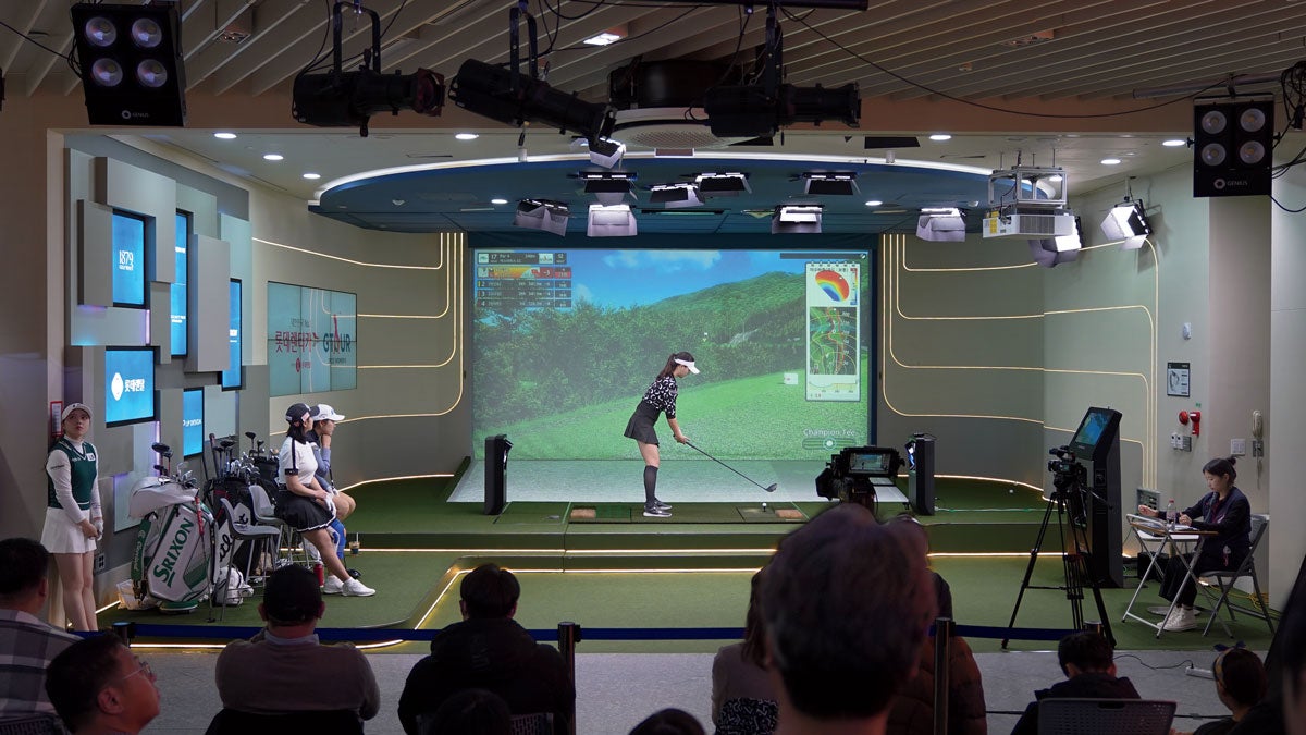 Make way, Tiger and Rory — another U.S. screen-golf tour is set to launch