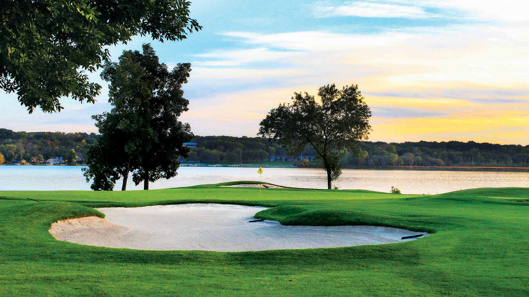 16th hole at the geneva national palmer course