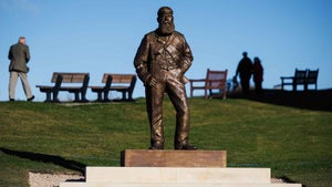 Old tom Morris statue