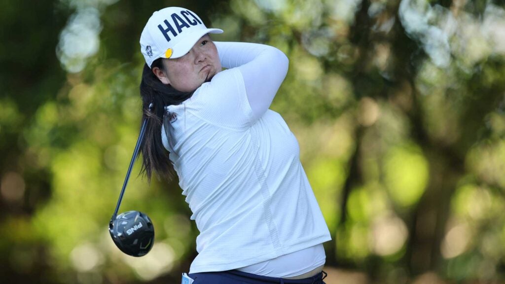 Angel Yin hits a drive at the CME Group Tour Championship.