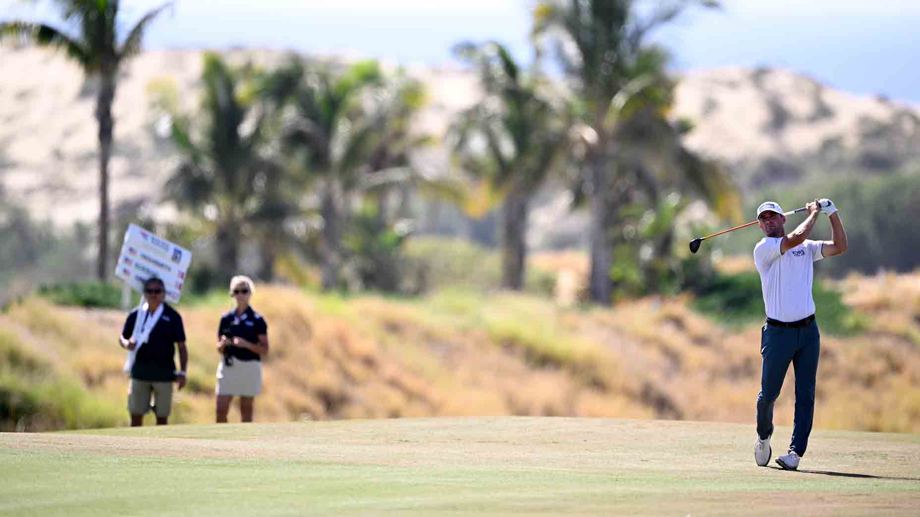 Behind a ridiculous 11 birdies, Austin Eckroat wins World Wide Technology