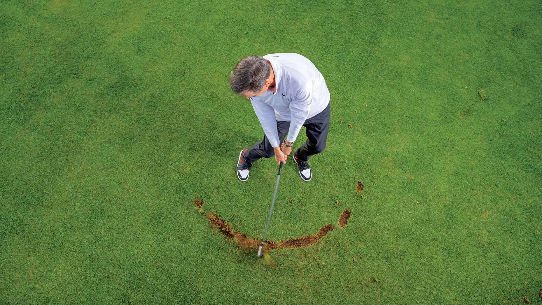 brech spradley demonstrates ball-striking drill