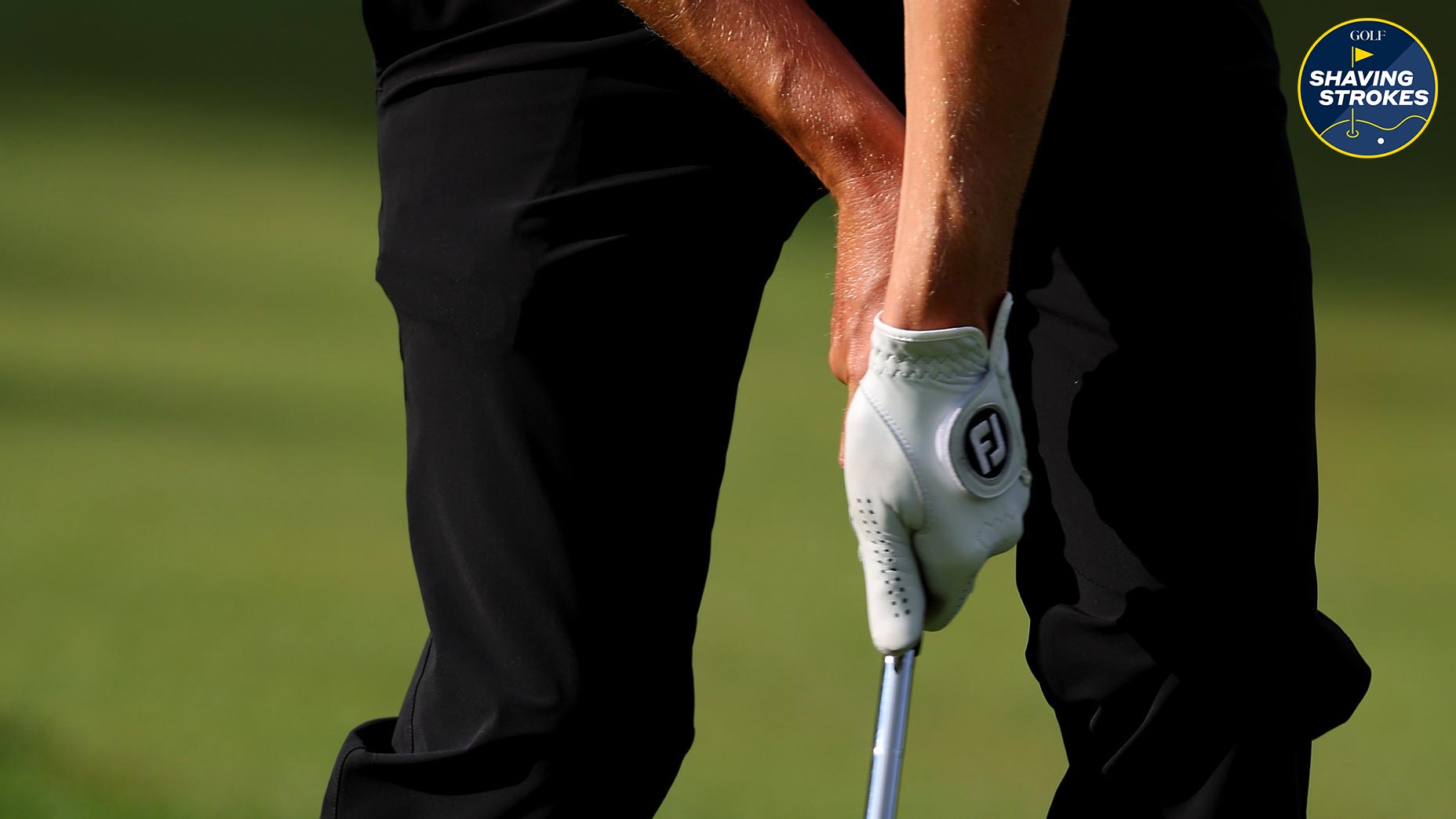 Should you try cross-handed chipping? Here's what you should know