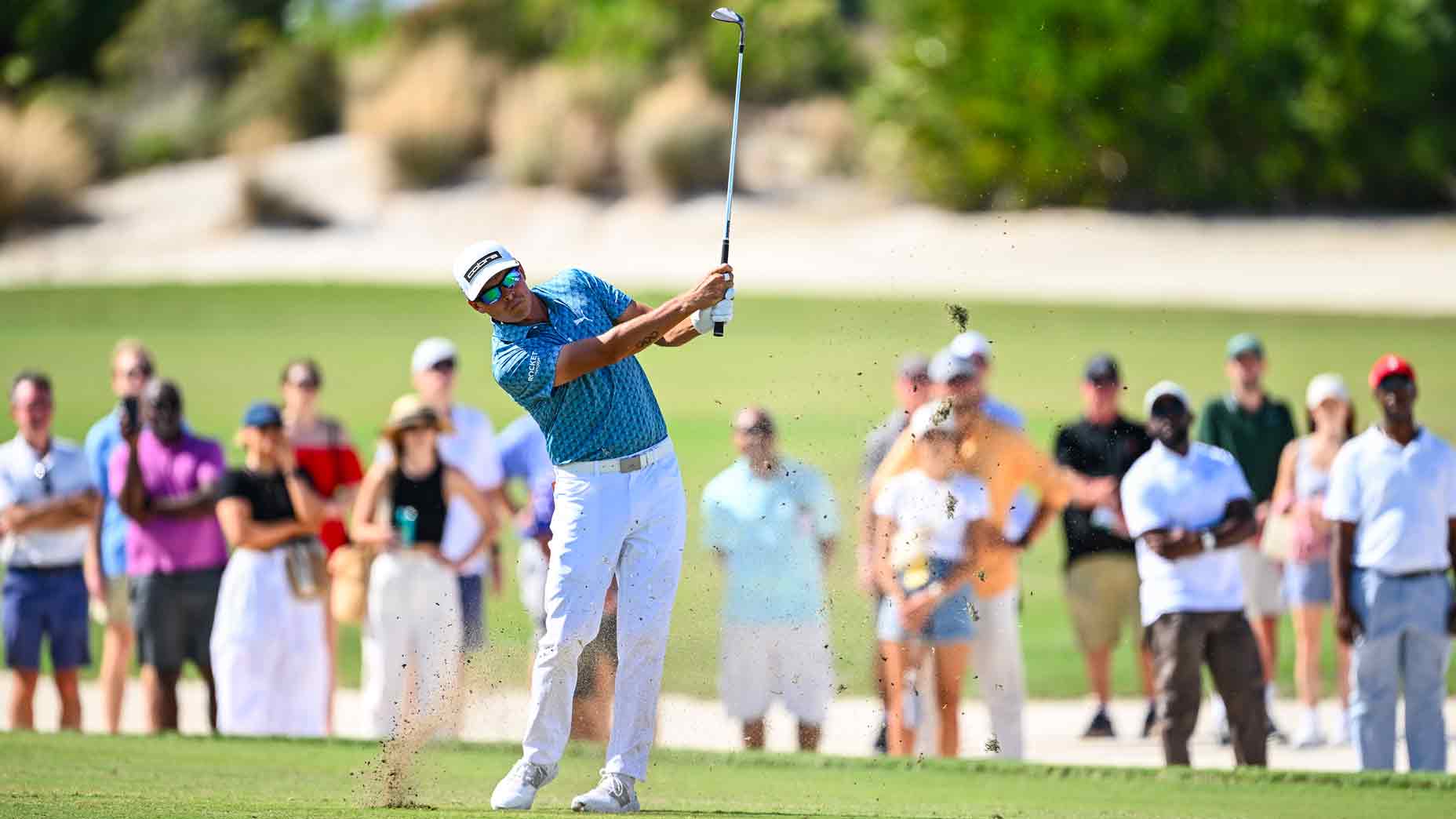 Wondering what it takes to hit a flop near the green? Take these tips from Rickie Fowler and add the tricky shot into