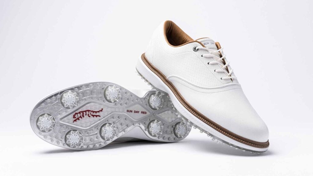 Tiger Woods' Sun Day Red brand drops first pair of golf shoes