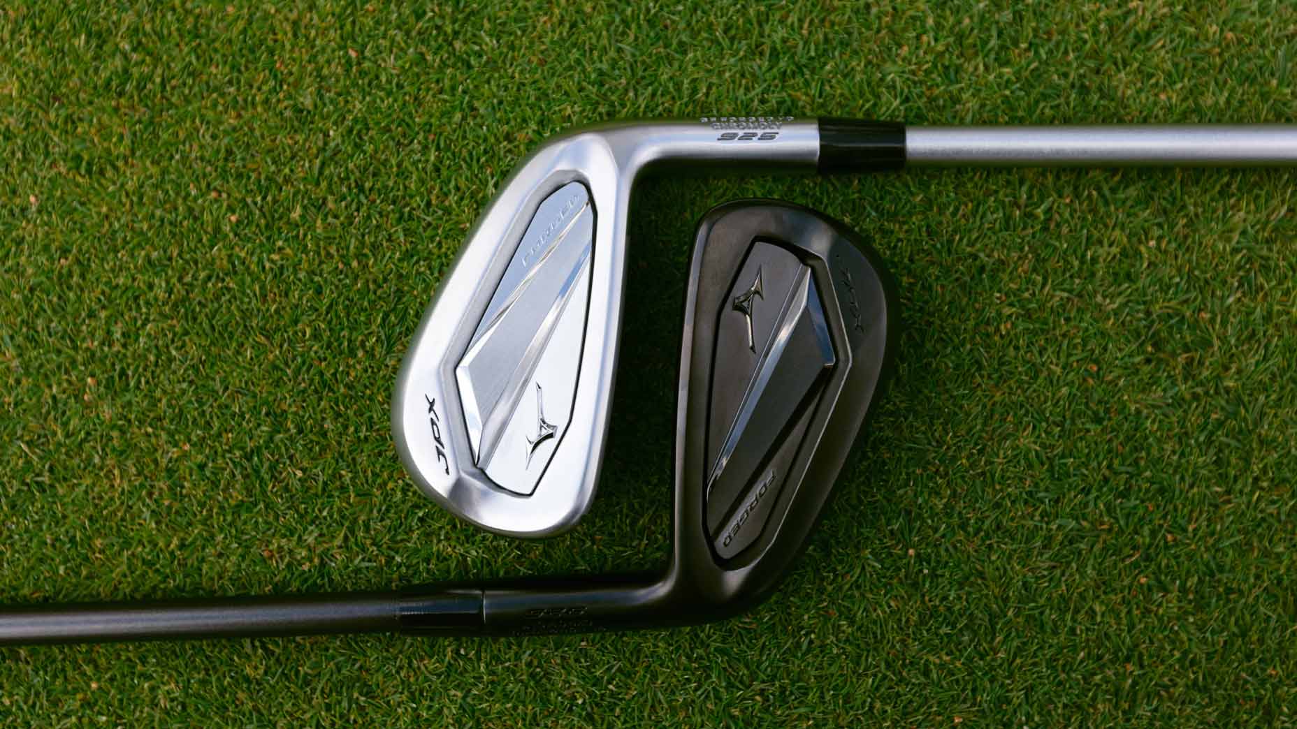 Mizuno JPX 925 Forged and Forged Black irons.