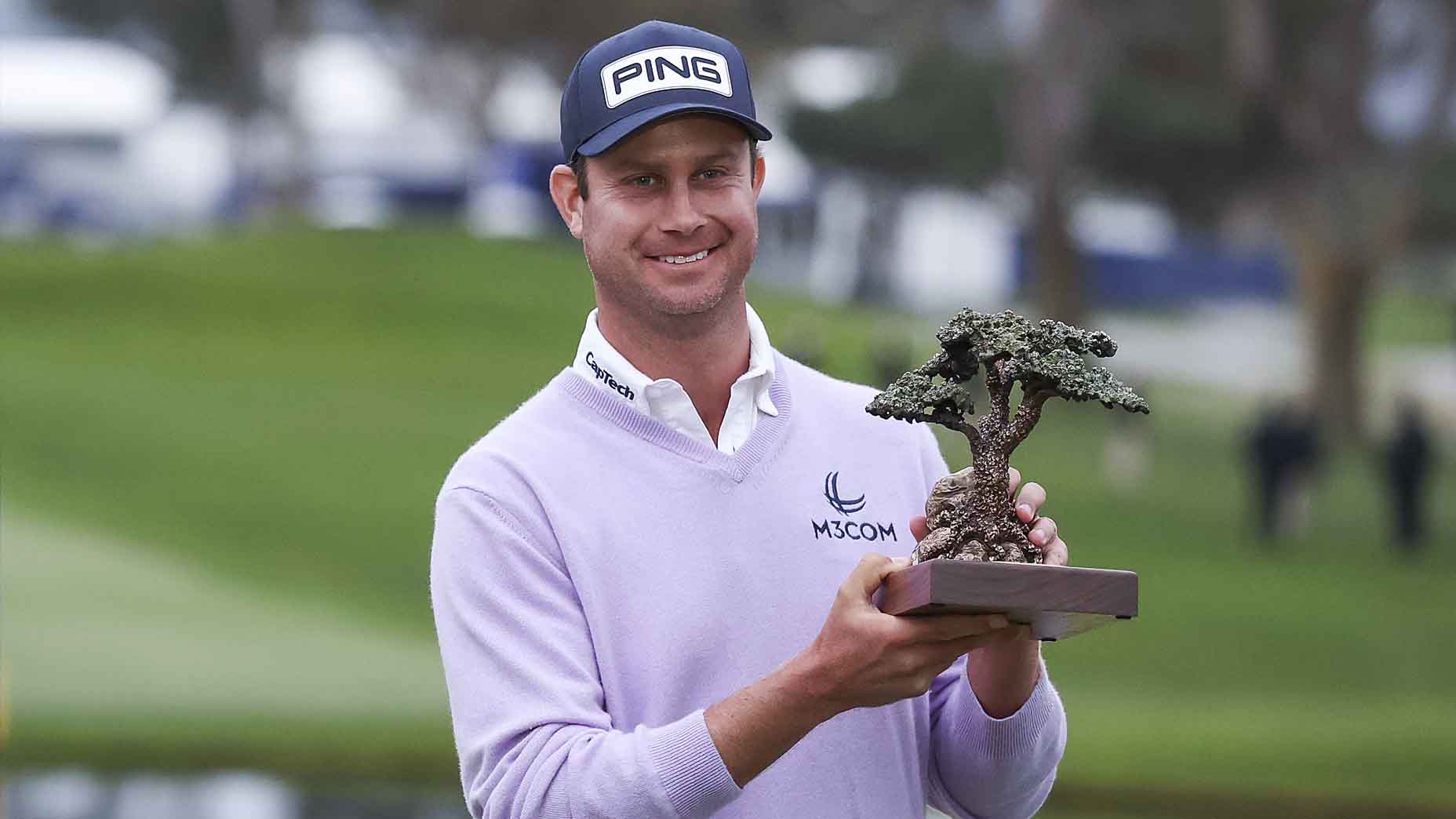 Harris English celebrates after winning the Farmers Insurance Open.