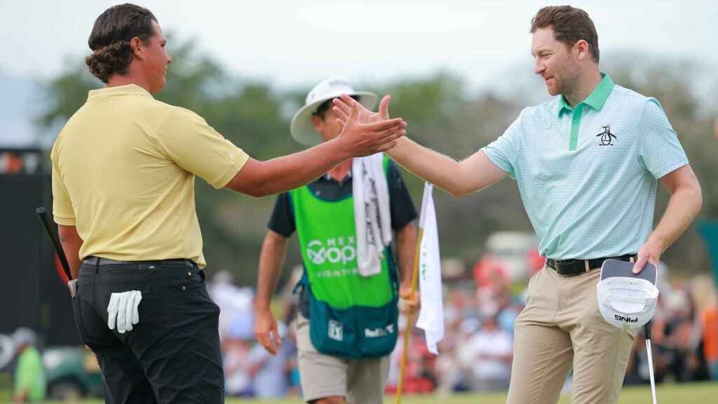 aldrich potgieter and brian campbell shake hands at the 2025 mexico open