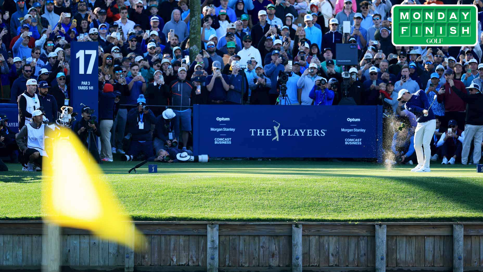 Rory McIlroy and JJ Spaun on No. 17 at TPC Sawgrass.