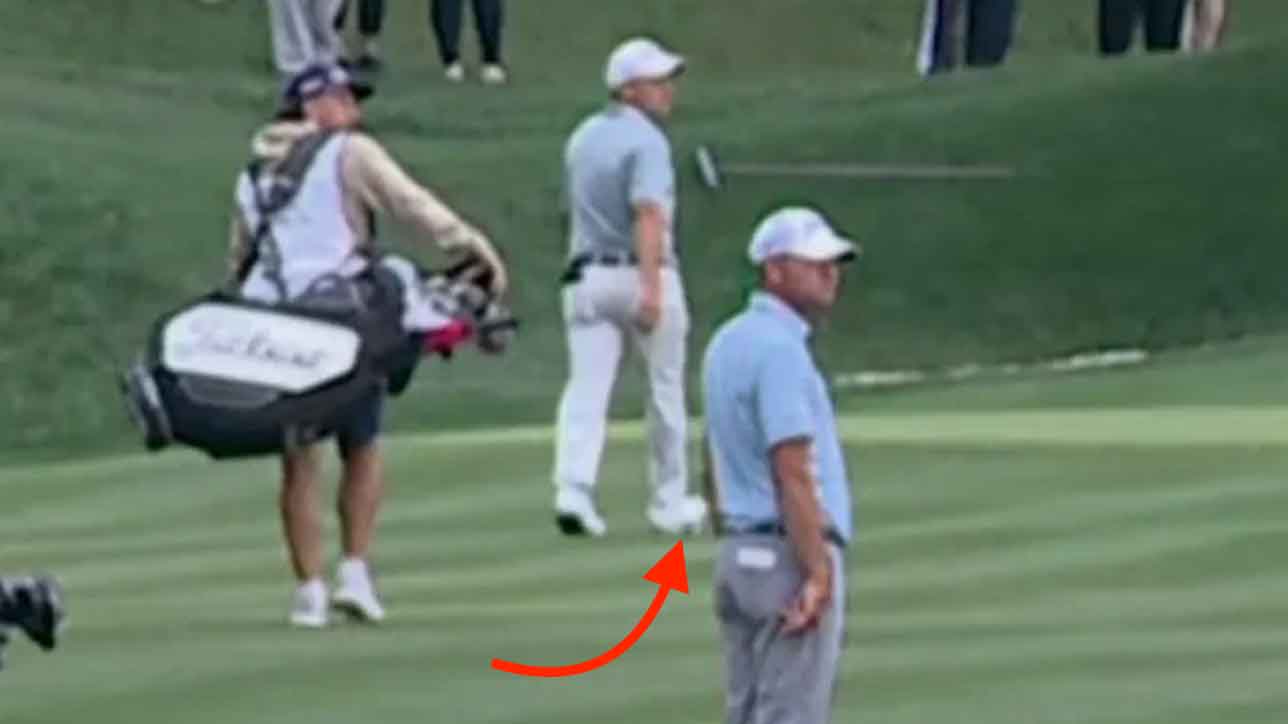 Bud Cauley breaking Lucas Glover's ball in the last round of player championship