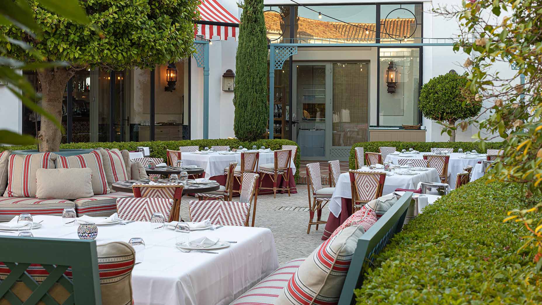 A dining area in Finca Cortessi.