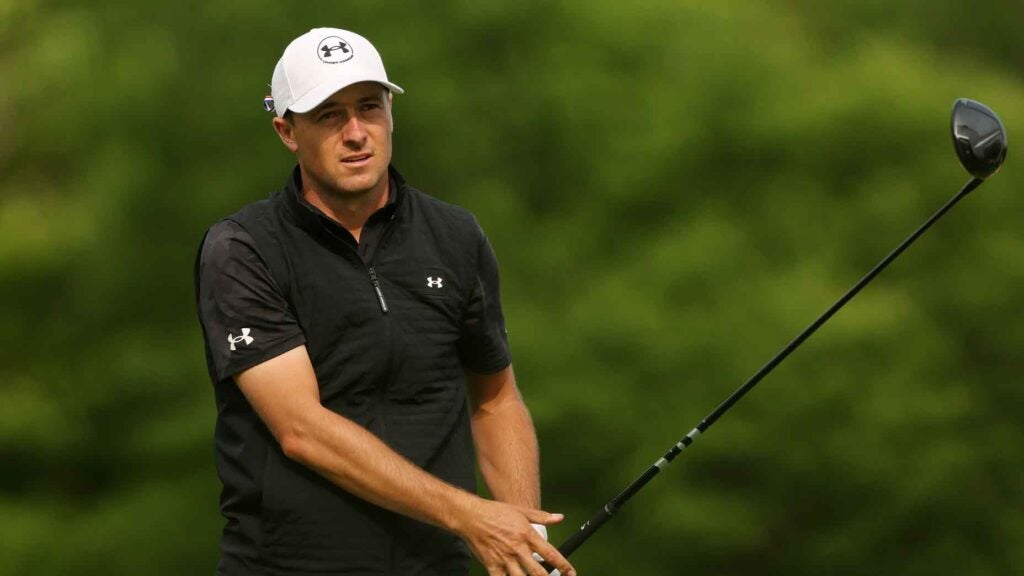 Jordan Spieth hits a tee shot during the third round of the 2025 Memorial Tournament