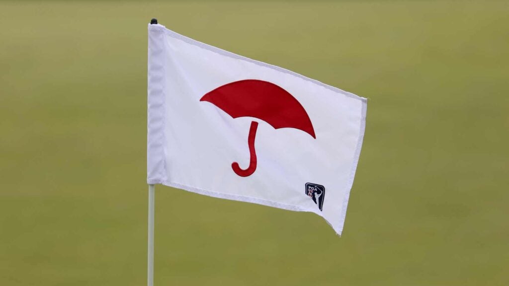 2025 Travelers Championship flag blows in the breeze at TPC River Highlands.