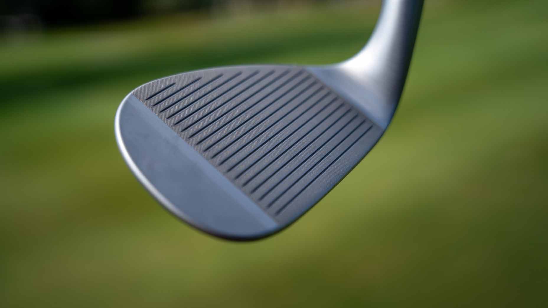 TaylorMade MG5 Spin tread.