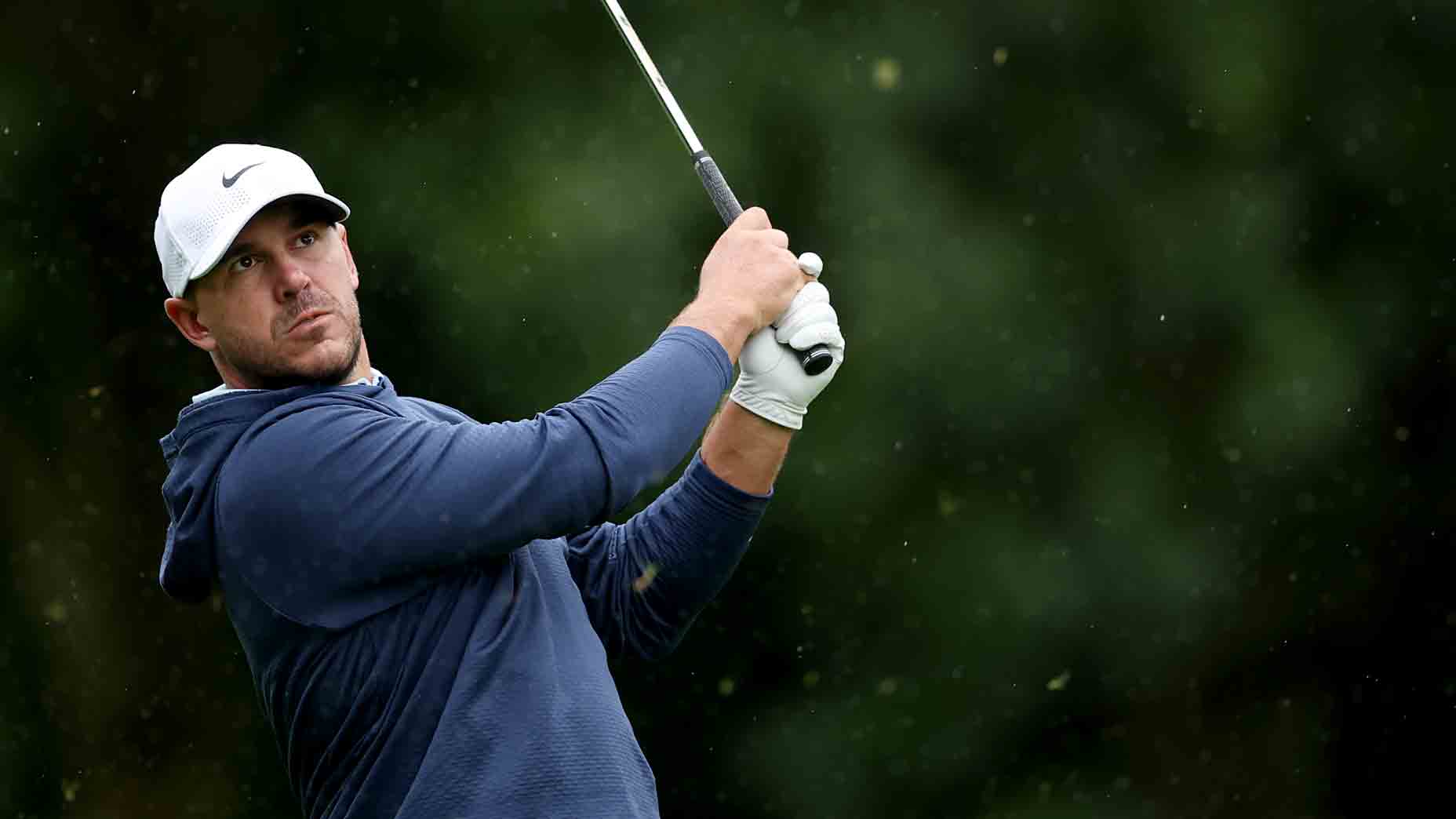 The clever way Brooks Koepka used his golf glove … to fix his grip The clever way Brooks Koepka used his golf glove … to fix his grip