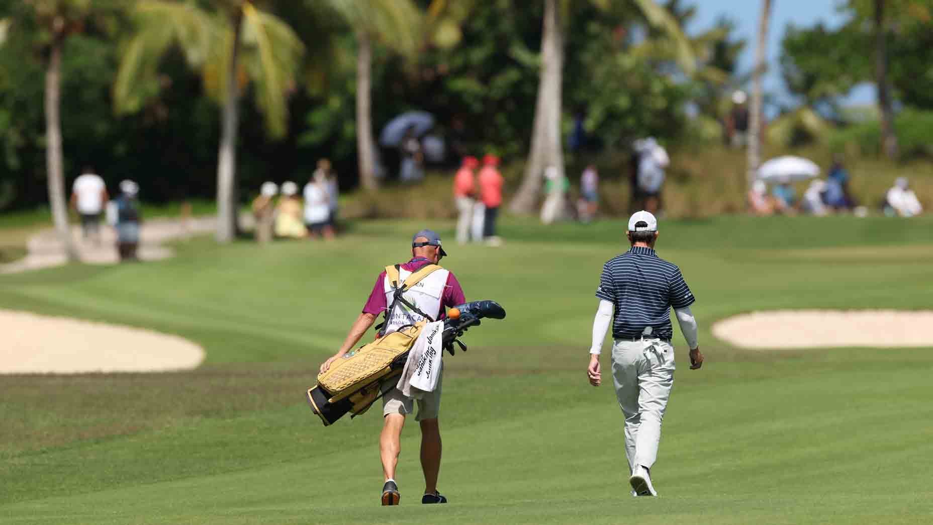 One of golf’s most popular caddies is back. And his pro embraces being ‘different’ One of golf’s most popular caddies is back. And his pro embraces being ‘different’