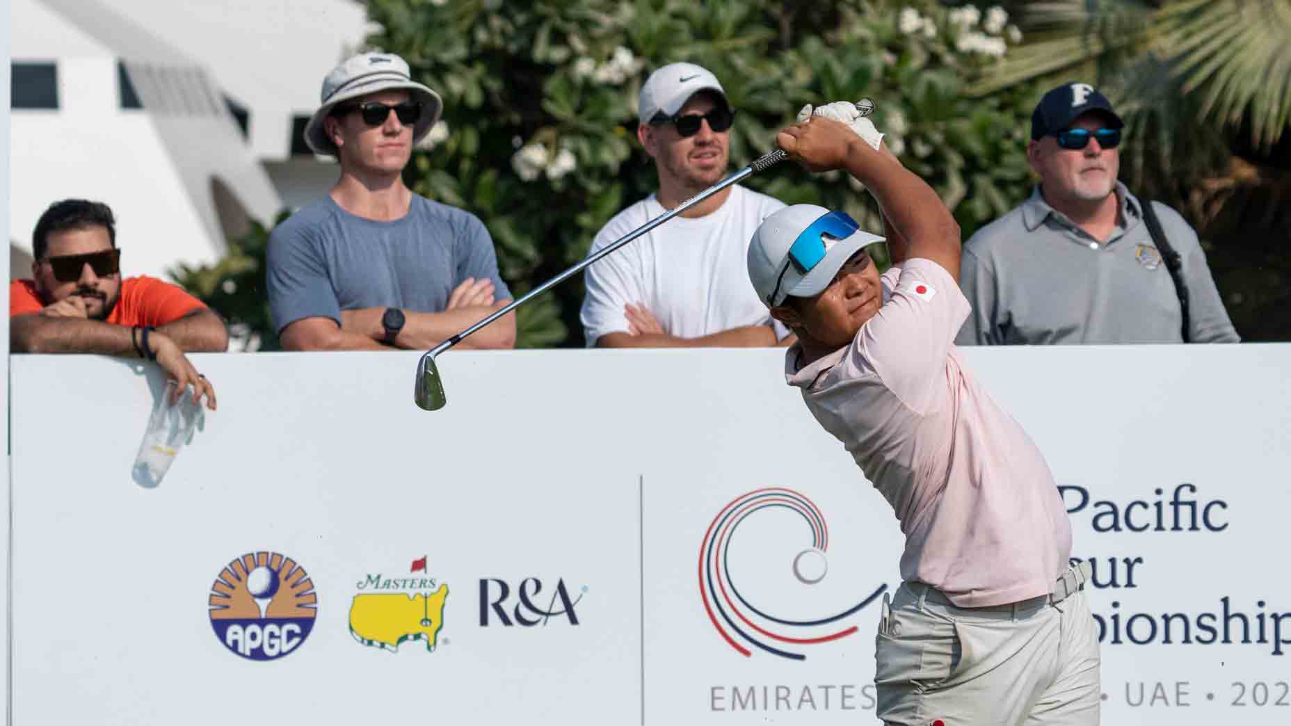 16-year-old’s Masters bid ends painfully. But then comes emotional gesture 16-year-old’s Masters bid ends painfully. But then comes emotional gesture